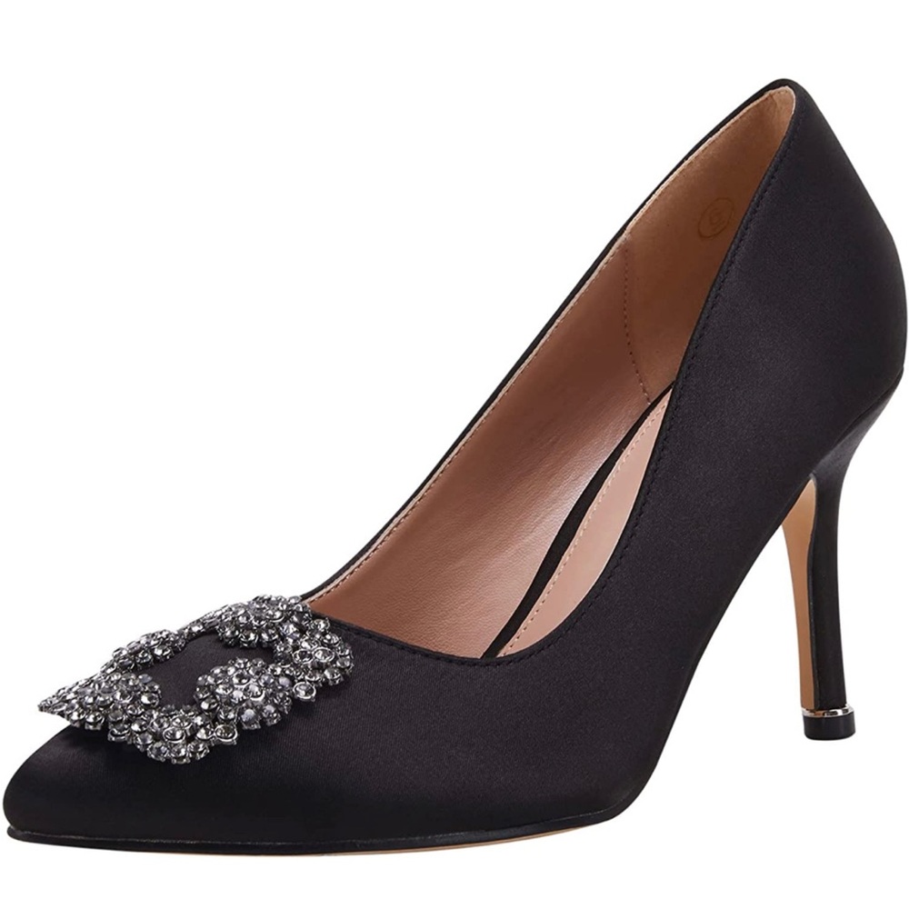 MB Hangisi Crystal Buckle Pump